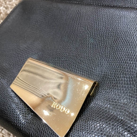 Black Rodo clutch with golden chain - Picture 9 of 9